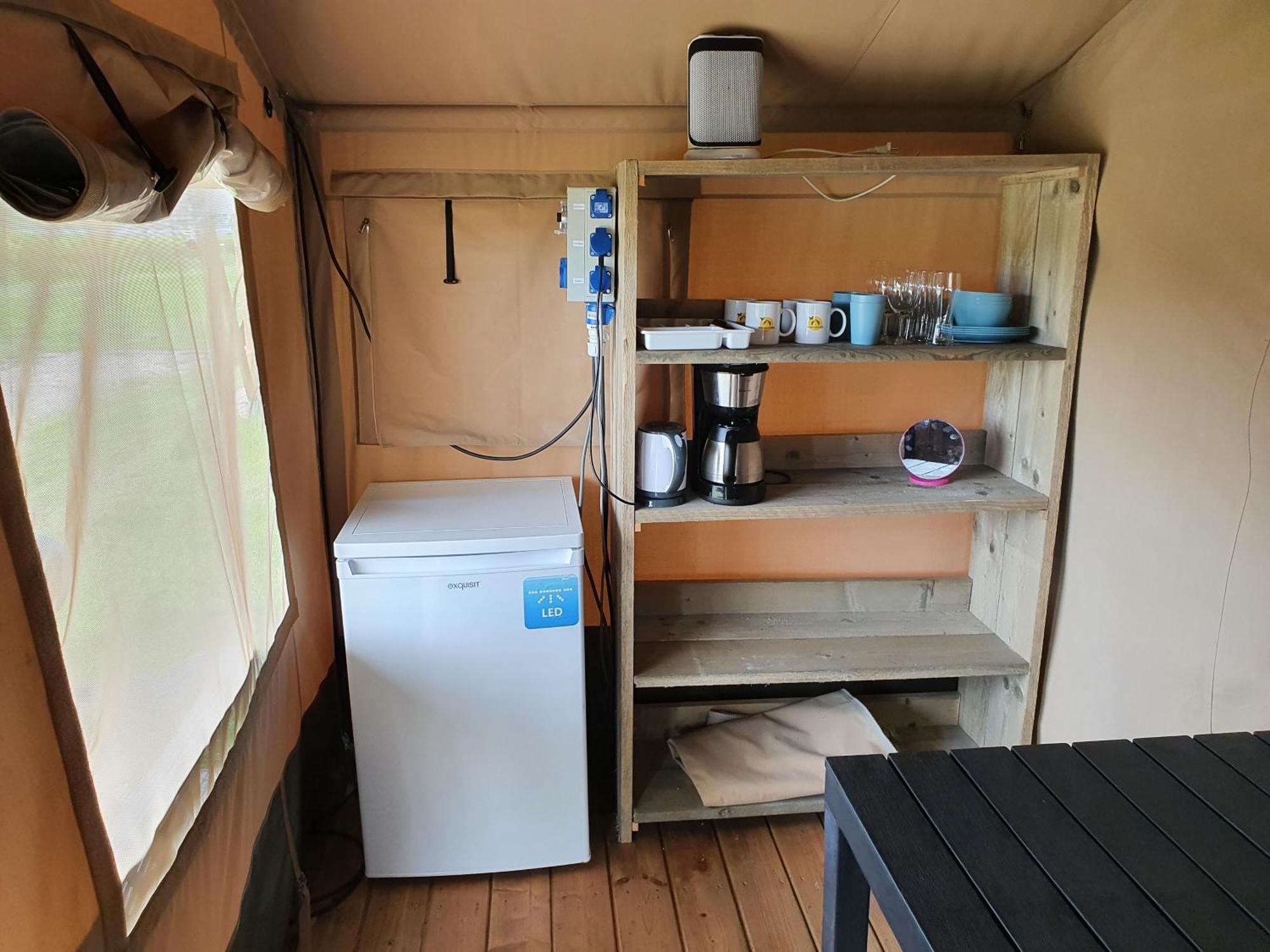Camping De Oude Rijn Ter Aar Oda fotoğraf